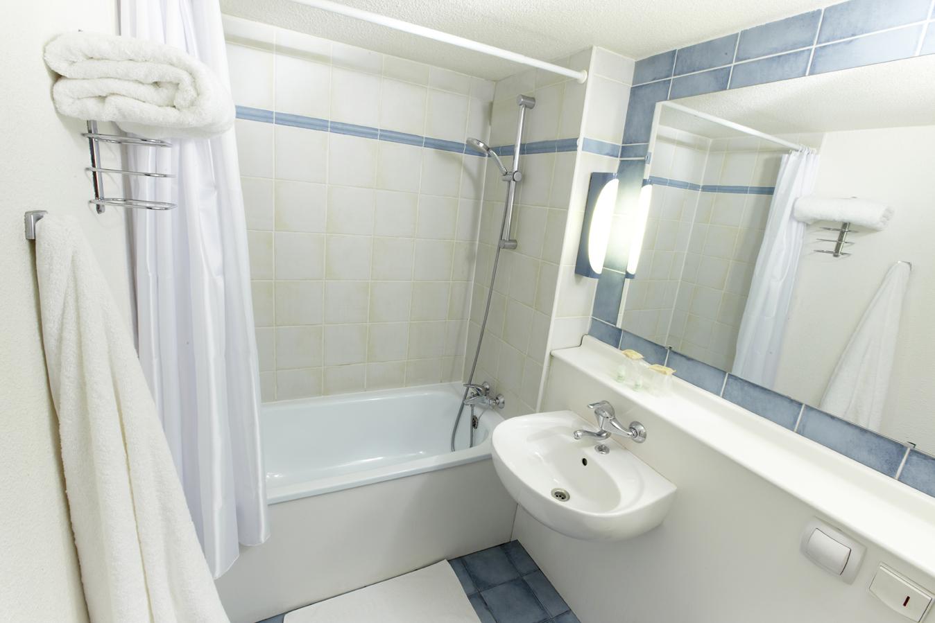 Kyriad Honfleur - Saint Sauveur 3*
